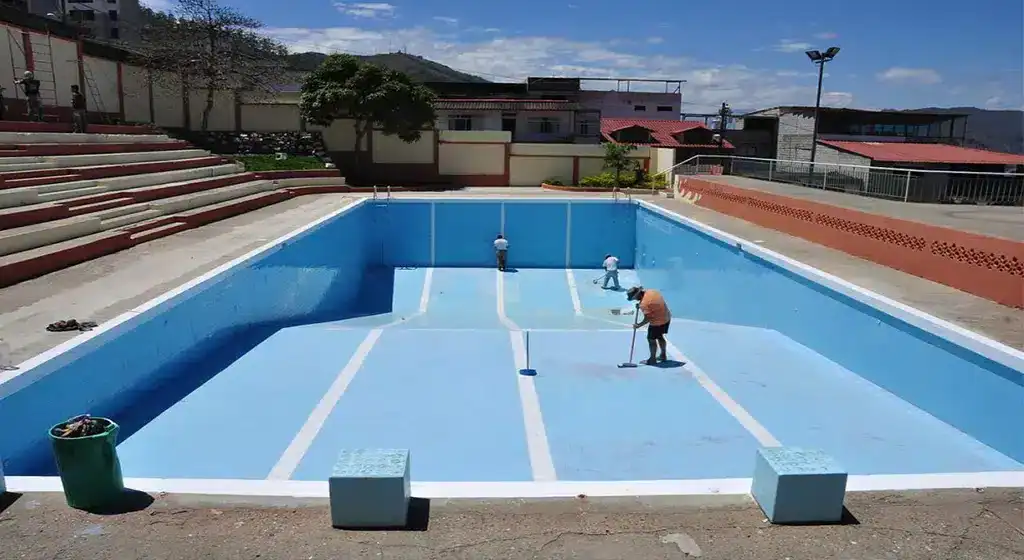 ترميم حمامات السباحة بشمال الرياض